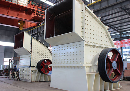 2.jpg 山東重錘破碎機(jī)